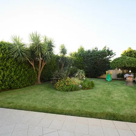 Nikol's Elegant Mansion With Pool! Metochion