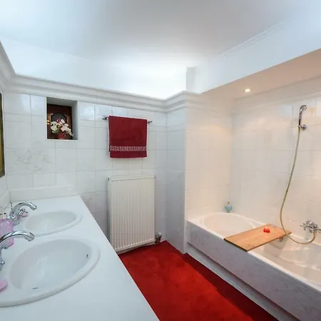 别墅 Nikol's Elegant Mansion With Pool!
