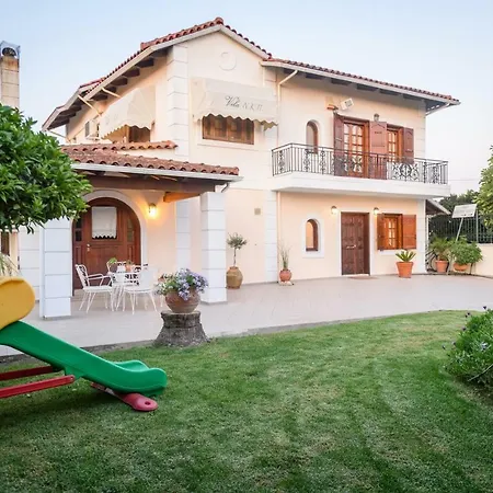 Nikol's Elegant Mansion With Pool! Metochion